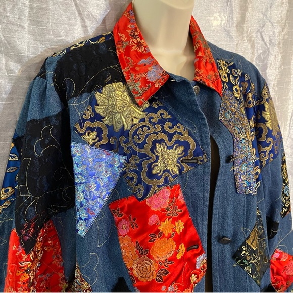 Chico’s Design SZ 3,(XL) embroidered/embellished denim jacket, GUC great piece - Picture 10 of 11